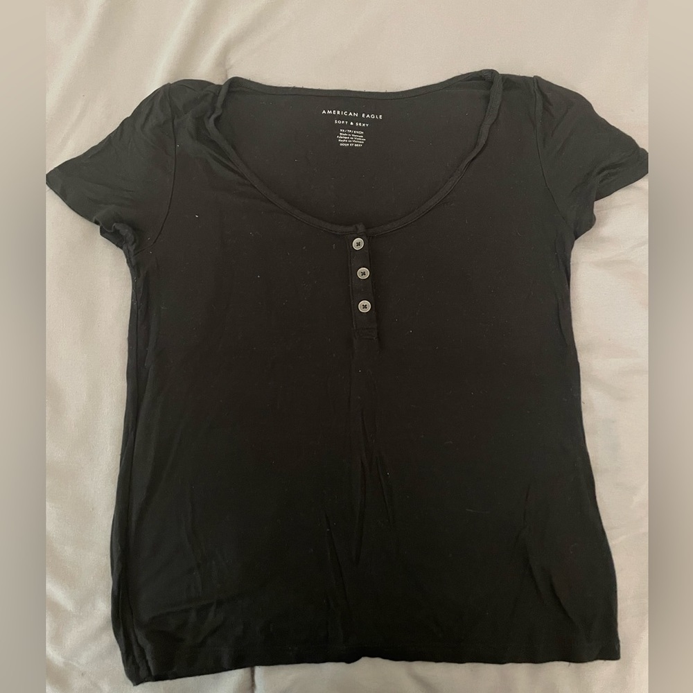 black crop top